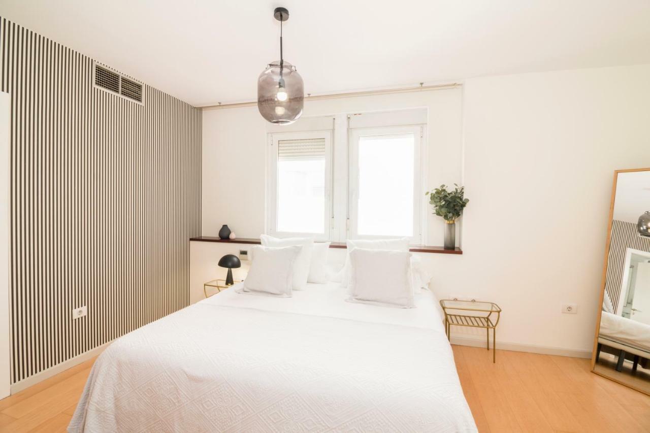 Apartamento Homeforguest Design Attic Free Parking